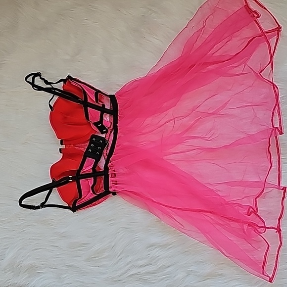 Sexy VS lingerie top - Picture 6 of 9